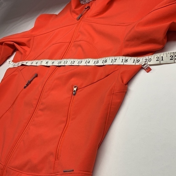 AVIA Lightweight Soft Shell Jacket Colour Orange Size Medium - Picture 11 of 13
